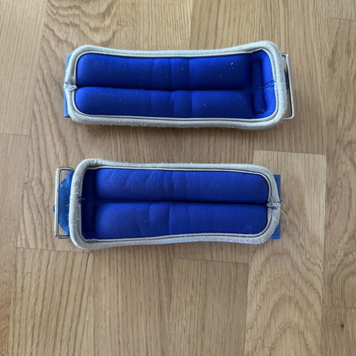 Wrist and ankle weights used, 2 x 0.5 kg