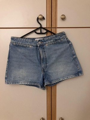 ZARA shorts size 38 like new, stable fabric