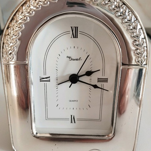 Silver table clock 925 like new, mechanism needs replacement