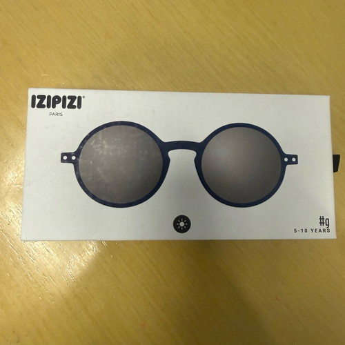 Izipizi sunglasses for children 5-10 years like new, dark blue
