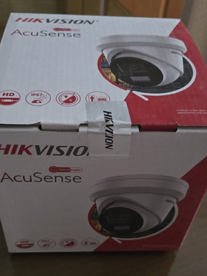 Κάμερα ασφαλείας Hikvision AcuSense IP Dome 4MP σφραγισμένη, καινούργια