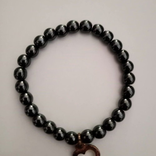 Hematite bracelet new with protective and balancing properties