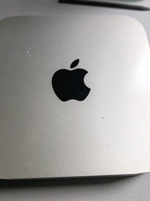 Apple Mac Mini A1347 late 2014 used with Intel Core i5, 4GB RAM, 512GB SSD