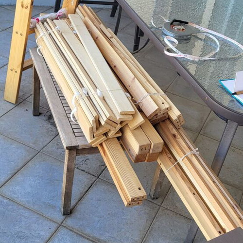 Loft bed like new with protective wood and ladder