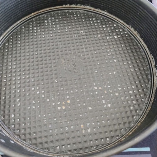 Tart baking pan used, 28 cm diameter