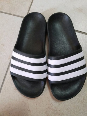 Adidas Παιδικές Παντόφλες Αφόρετες, νούμερο 31-32, μαύρες