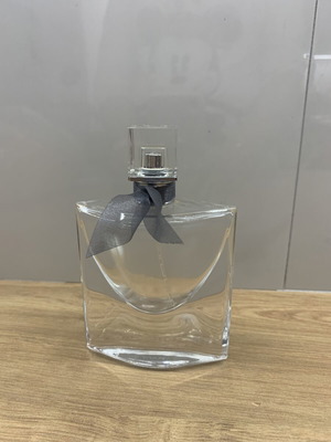 Μπουκάλι αρώματος La vie est belle σαν καινούργιο, Lancôme