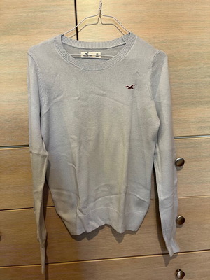 Hollister long-sleeve baby blue shirt like new, size XS-S