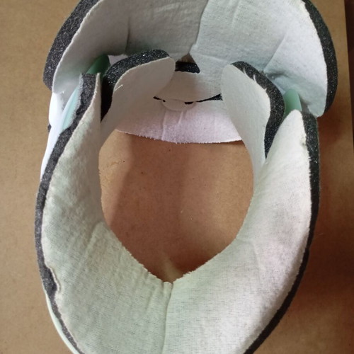 Aspen Vista Adjustable Cervical Collar like new