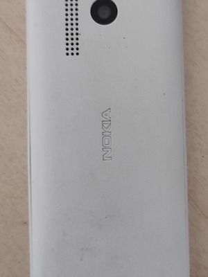 Nokia 215 Dual Sim μεταχειρισμένο με φακό και ραδιόφωνο