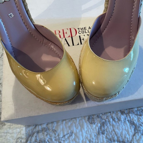 Red Valentino platforms new, leather patent beige, size 40