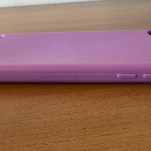 Silicone case for Apple iPod Touch 5/6/7 Generation 4” like new, purple