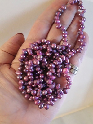 Purple Cultured Pearls Like New