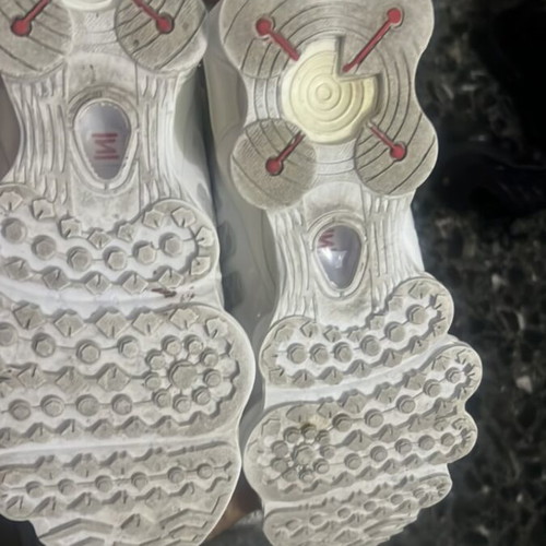 Nike Shox athletic shoes size 42 like new, white