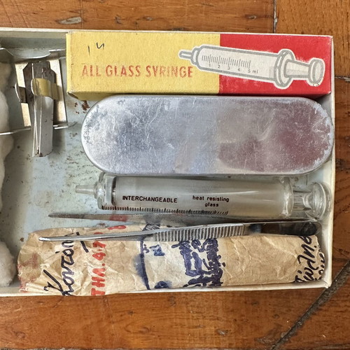 Vintage glass syringe set 5ml with 10 metal needles and case