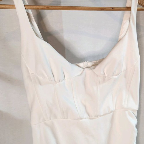 ZARA White Mini Dress Like New With - 10,00 - Vendora.cy ZARA White Mini Dress Like New With - 10,00 - Vendora.cy