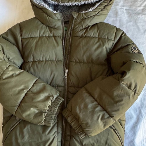 Benetton kids jacket with lining green like new
