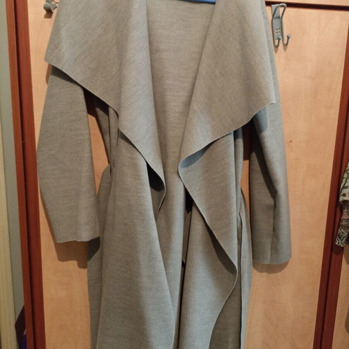 Long coat gray one size like new with belt and pockets
