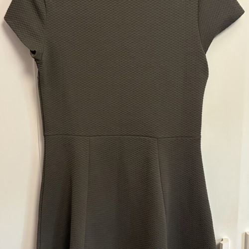 Attrattivo dress like new, size M, green