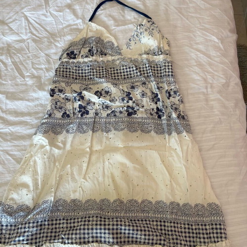 Halter dress like new, white and blue, size S