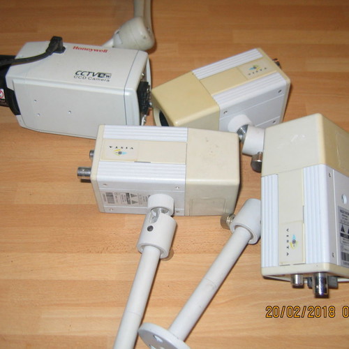 Outdoor security cameras used, functional condition, set of 4
