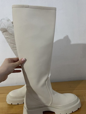 Zara beige boots size 37