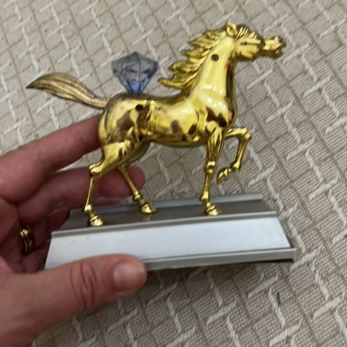 Lighter used with horse design