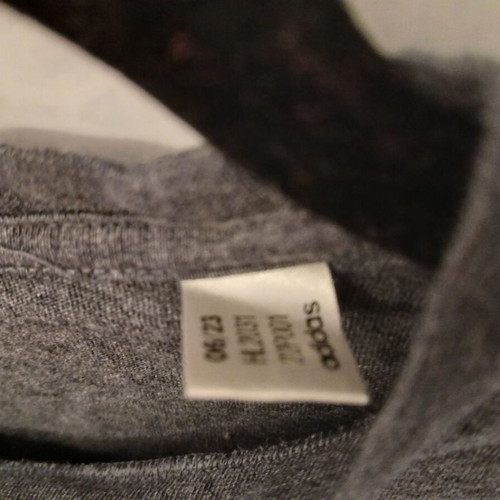 Adidas Dark Grey Heather Logo T-Shirt Size L like new