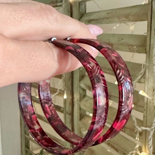 Lightweight hoops in wine red, like new