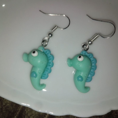 Seahorse earrings new, green and turquoise