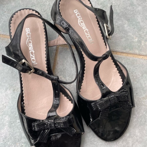 Women's black patent platform sandals size 37 used