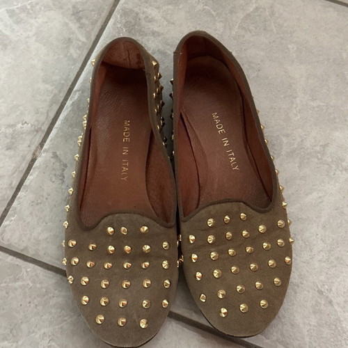 Italian ballerinas used, beige with gold studs, size 37