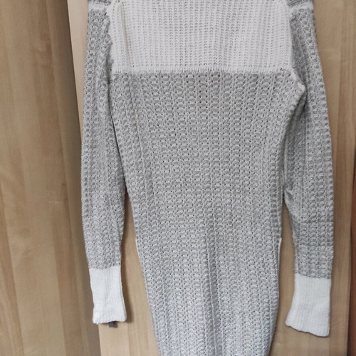 Escada cardigan used with silver thread S/M white and gray