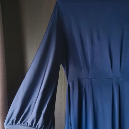 Women's blue dress like new, viscose fabric with satin