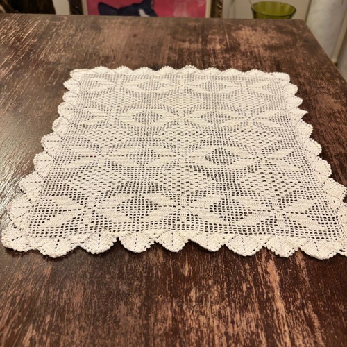 Handmade knitted piece like new