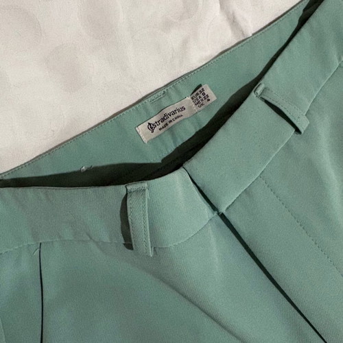 Stradivarius high-waisted slim pants green like new, size 32
