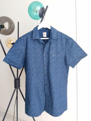 Celio jean shirt blue, short sleeve, size large, like new