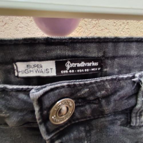 Stradivarius Super High Waist Elastic Jeans like new, black and gray, size L
