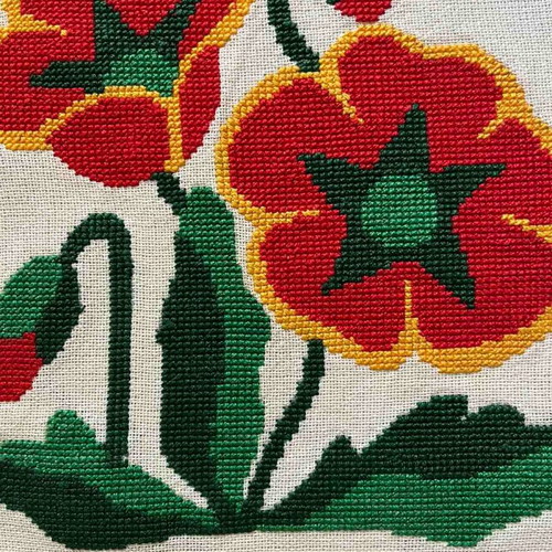 Handmade embroidery used, 0.32x0.32 m