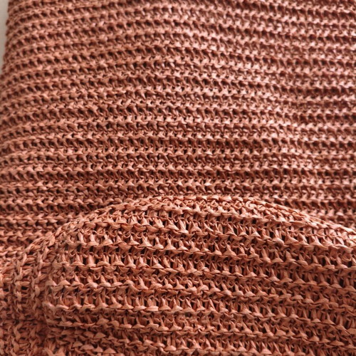 Woven crossbody bag for women used, in very good condition