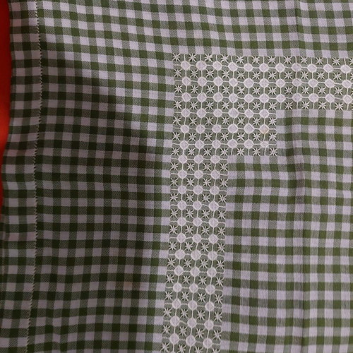 Woven tablecloths used, pack of 2 square 1.20x1.20cm