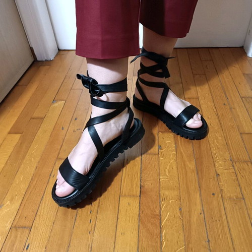 Black leather Asolo sandals new, size 39 with lug sole