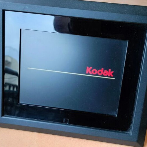 Kodak EasyShare S510 digital photo frame 5.6 inches like new