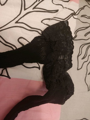 Black garters new, fishnet large