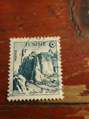 Γραμματόσημα Τυνησίας 1946 2&4 fr μεταχειρισμένα