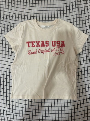 Zara t shirt women’s beige used with visible stain