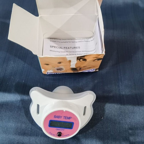 Digital pacifier thermometer for babies new
