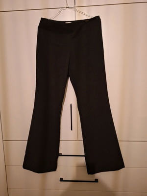 Black White 22 flared pants like new, medium size