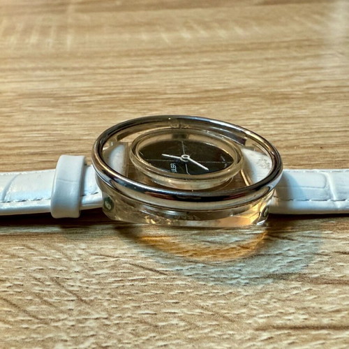 Buler Vintage wristwatch used, women's manual with new leather strap
