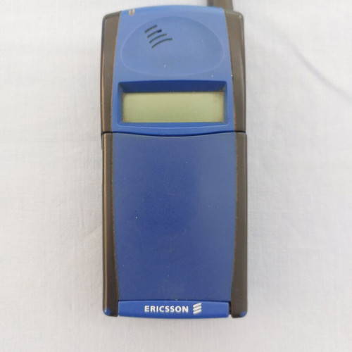 Ericsson GF768 vintage mobile phone from 1990s